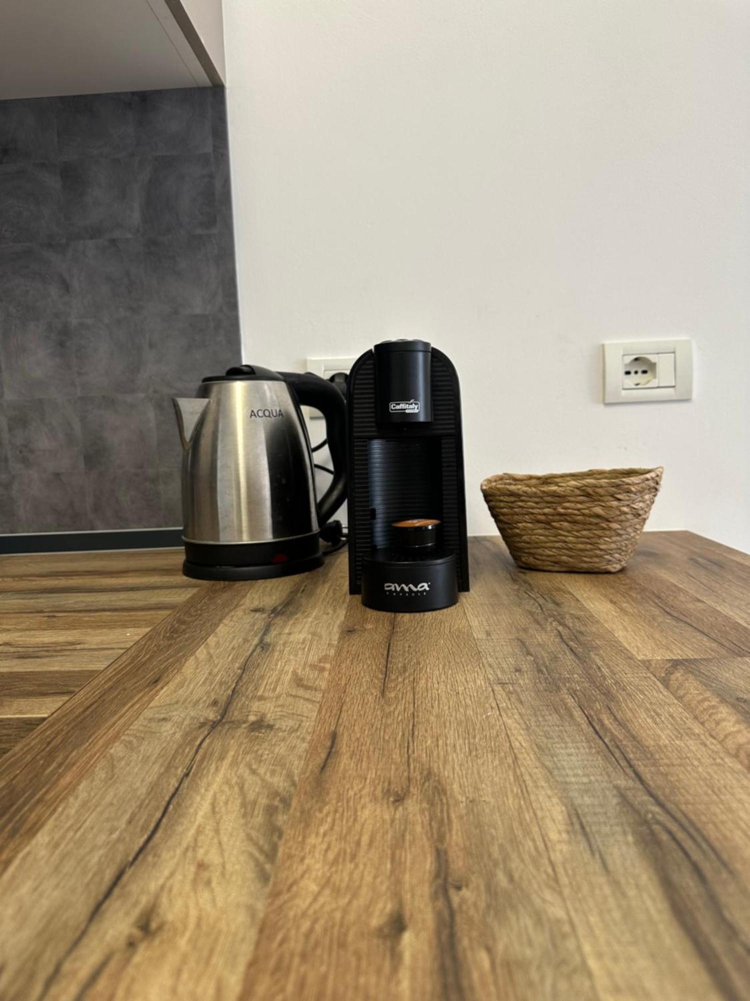 Free Parking Skanderbeg Square - Spacious Central Apartment Тирана Екстер'єр фото